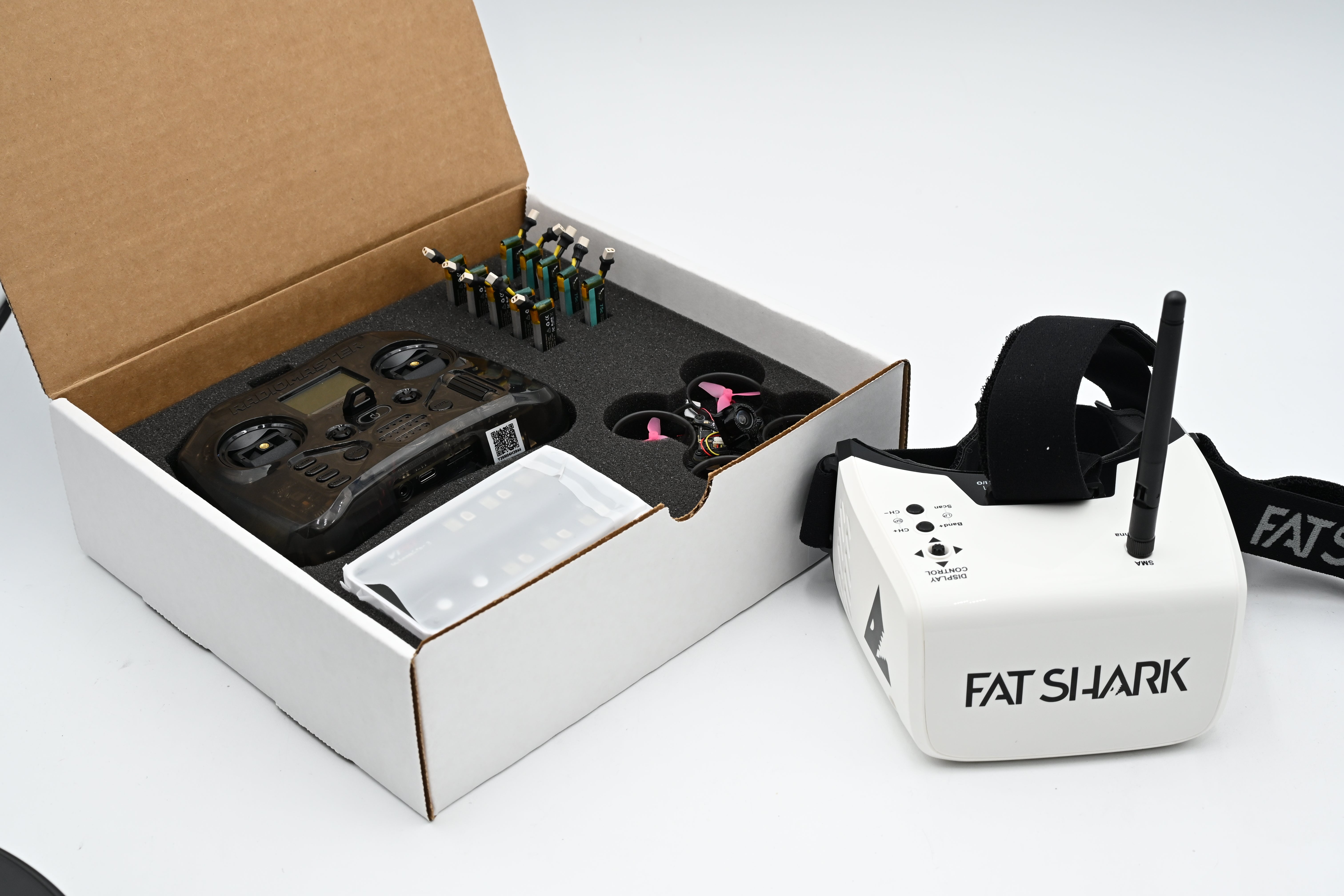 tiny whoop kit with goggles Five33 Analog FPV (Ready To Fly) Weight Our Favorite All-Road Bikes Color:Hyper Yellow/Gray Mirror gain patch antennas