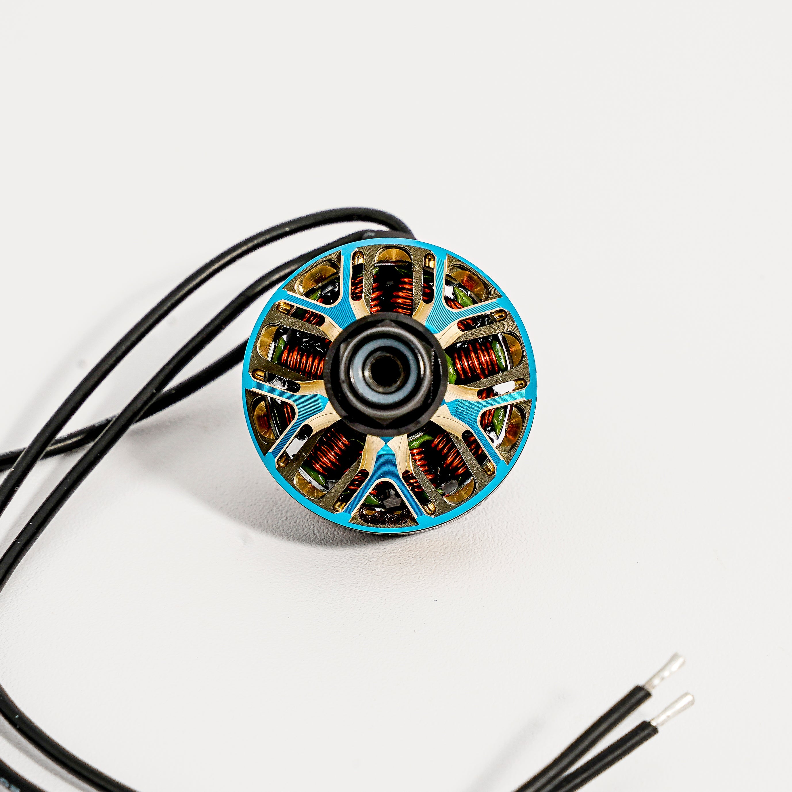 FIVE33 2207 “Champions Edition” 2070kv Motor – Five33